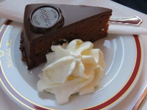 Tarta Sacher :   Receta Austríaca