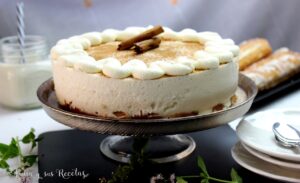 Tarta de Horchata  y Fartons  ( Receta Valenciana)