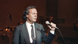 Julio Iglesias : » El Amor»
