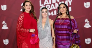 Lila Downs, Niña Pastori, Soledad : » Que Nadie Sepa Mi Sufrir»
